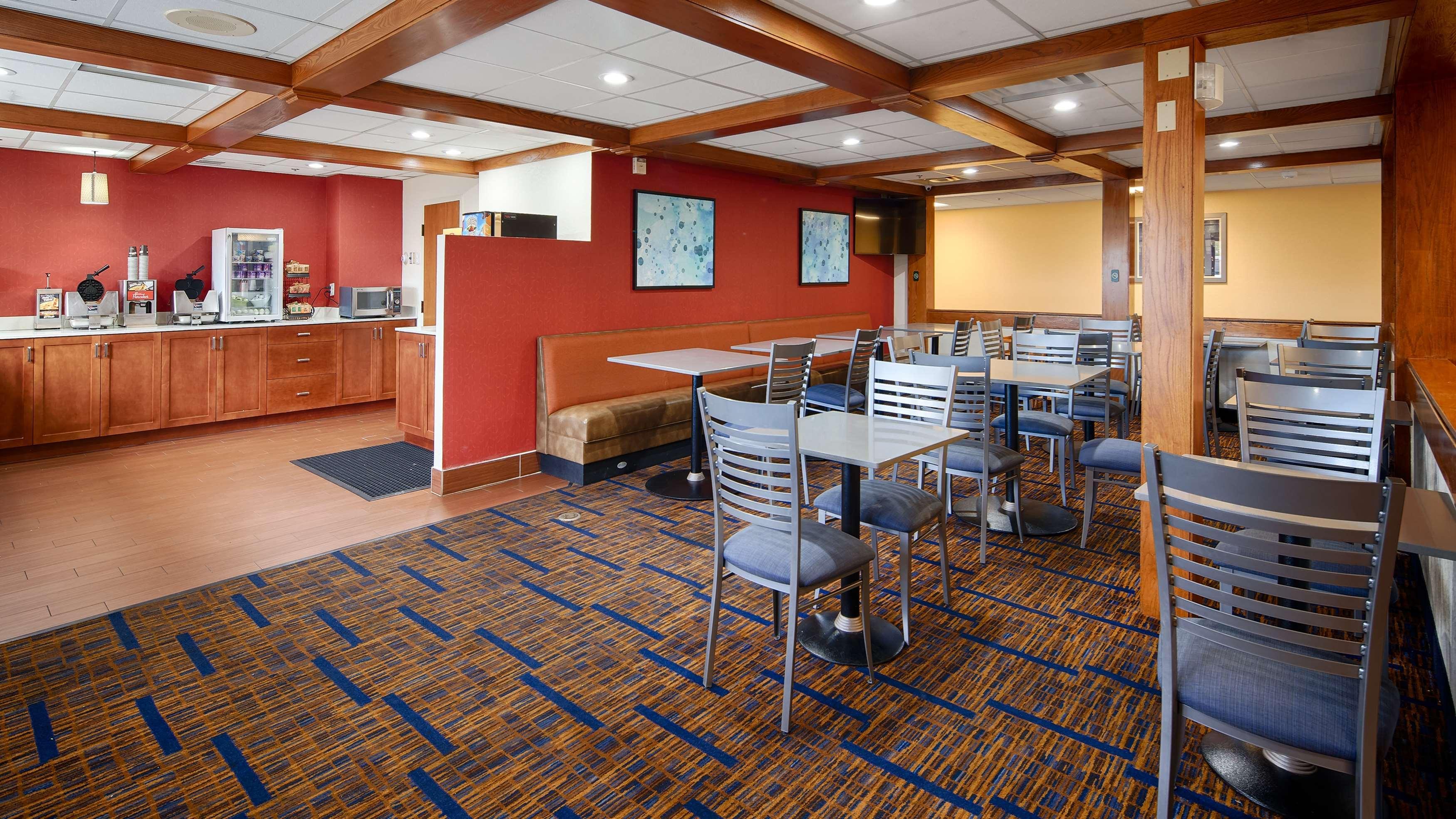 פורט דודג' Crossroads Hotel & Event Center מראה חיצוני תמונה